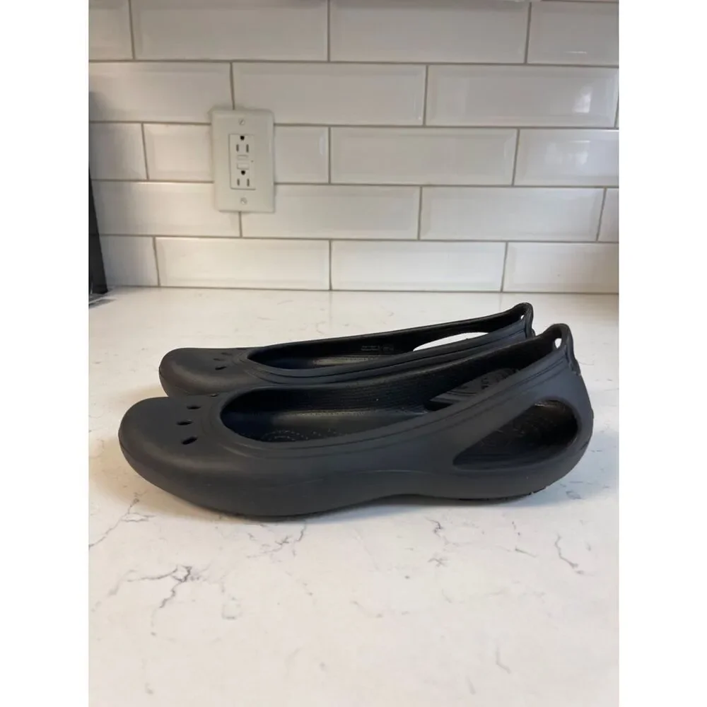Crocs WOMEN'S KADEE WORK FLAT Style # 200941 Black Size 8 Worn 2-3 Times